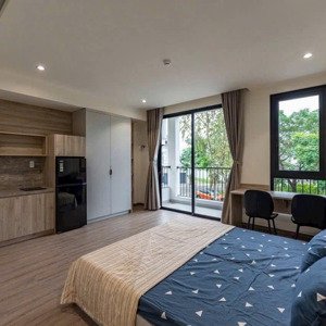căn hộ studio ban công 30m2 quận 5 đ. trần hưng đạo gần cầu chữ y chợ bến thành bùi viện đh y dược