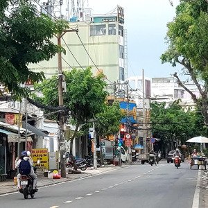 chưa tới 5 tỷ, nhà diện tích khủng 92m2, chủ gửi bán gấp, phạm thế hiển q8, đường 4m.