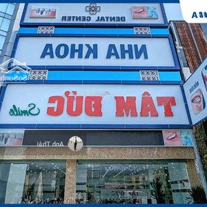 thương lượng mạnh. mặt tiền phạm hồng thái, bến thành, quận 1. 160m2 (8x20m) - hdt: 410tr/th. 60 tỷ