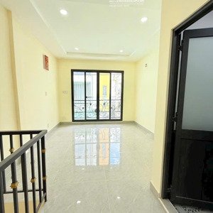 cho thuê nhà hẻm xe hơi thông sát quận 1 cầu bông, p. 1, bình thạnh - 24m2 chỉ 16 triệu/tháng