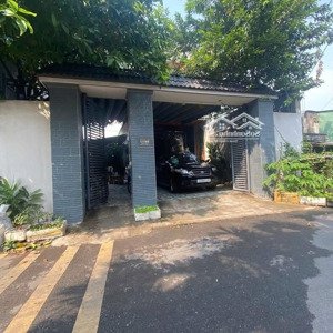 biệt thự nhà vườn diện tích khủng 227.ngang 10m.sát chợ dĩ an 1 tp dĩ an
