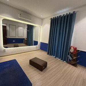 cho thuê nhà phân lô phố nguyễn thị định, trung hoà, dt 55m2 x5 tầng, giá rẻ nhất khu chỉ 18tr/th