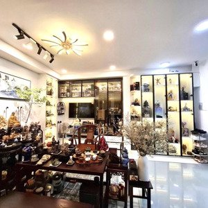 chính chủ gửi nhà ngay q3, giáp q1, lê văn sỹ-trần quang diệu 40m2, 3pn khép kín, 8.x tỷ