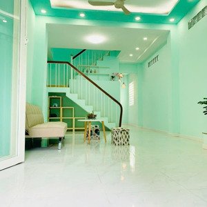 Nhà Mới đẹp 1 Trệt 2 Lầu, 3pn 2vs - đường Cách Mạng Tháng 8 P13 Quận 10
