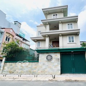 Siêu Phẩm P.đa Kao ,quận 1 - Biệt Thự Mặt Tiền - Lô Góc 3 Mặt Thoáng- 240m2 - 13x Tỷ