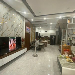 Siêu Phẩm 3 Tầng Hiện đại - Full Nội Thất Cao Cấp Diệp Minh Châu Trung Tâm Hoà Xuân