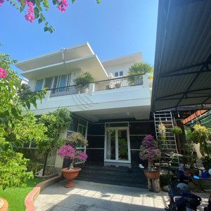 cần bán biệt thự song lập 3 tầng cực đẹp kđt vcn phước hải - sổ hoàn công - 30 tỷ