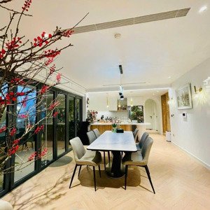 chính chủ bán căn 3pn,3wc dt:179m2 ở park premium kđt ecopark full nội thất xịn,sẵn sổ giá 10.9 tỷ