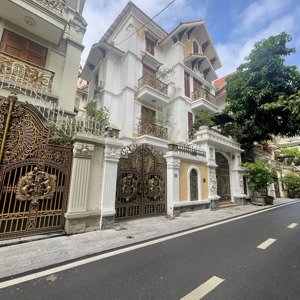 Biệt Thự Giảng Võ - Phân Lô Bộ Công An - 140m2 - Mặt Tiền 11m - Giá 65 Tỷ - được Xây Cao Tầng