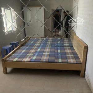 cho thuê ở lâu dài căn hộ tập thể nghĩa tân nằm ở phố trần tử bình gồm 2 phòng + bếp + wc
