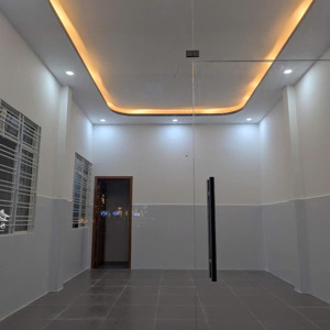 mặt bằng 4,5x9m cộng hòa lối đi riêng. hẻm xe tải