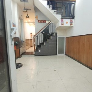nhà cho thuê, 3pn, 3wc, 1 trệt 2 lầu