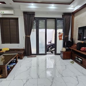 bán nhà 3 tầng mỹ thịnh - đồng hòa. nhà đẹp, ngõ rộng, tặng full nội thất. gần loạt dự án khủng