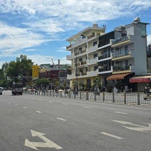 -bán gấp nền đất odt - đ tên lửa bình tân -dt : 5,20m x 20m - nở hậu 6,830m..
10.9 tỷ tl .