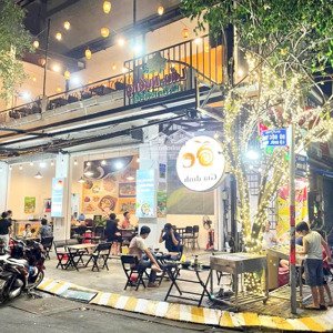 sang gấp quán nhậu ở mặt tiền đường tân hương, đầy đủ vật dụng vào hoạt động kinh doanh ngay