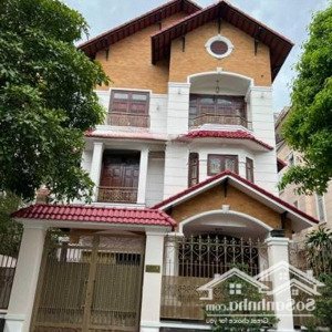 bán biệt thự mặt tiền đường võ thị nhờ - quận 7. dt: 12x24 (4 tầng). giá: 33 tỷ