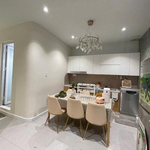 Hot! Cần Bán Căn Hộ Chung Cư Lầu 2 (có Sổ Hồng đầy đủ) Lô D Chung Cư Lạc Long Quân P.5 Q11
