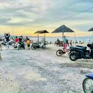 bán đất mặt biển dự án the seaside bình thuận dt 100m2, 140m2 vị trí dự án sát (bãi tắm rất đẹp)