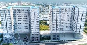 tôi là chính chủ. bán căn góc bìa đẹp 73m2, 2 ban công rất thoáng mát, 2 pn, 2 wc, giá 2,5 tỷ