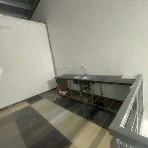Cho Thuê Nhà Riêng Phố Tư đình, Dt 100m2 X 2 Tầng, Mt 5m, Riêng Biệt, Giá 15tr/th