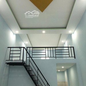 Cho Thuê Nhà Riêng, Hẻm Oto, Dt Rộng, Sân đậu Oto, Ngay đường Số 8, Linh Xuân