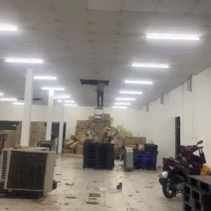 Cho Thuê Mặt Bằng Kho Bãi Nhà Bè Dt 400m2 Giá Chỉ 25tr