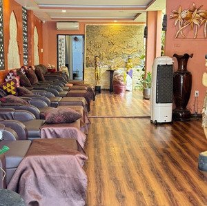 Cho Thuê Nhà Mặt Phố Thương Mại đường Hồng Bàng, Phường Tân Tiến, Tp Nha Trang