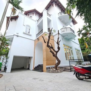 Bán Biệt Thự Khu Cao Cấp đường đặng Thùy Trâm 10mx25m Giá 22tỷ5