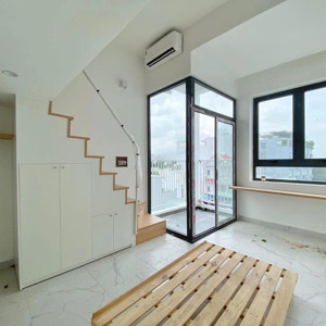 nhà mới xây - nội thất mới siêu đẹp ngay công viên lê văn tám q1