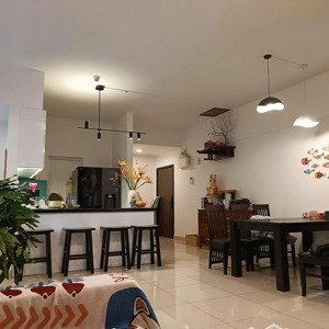 bán căn chung cư ct4 thạch bàn, 100m2 3 phòng ngủ 2 vệ sinh đầy đủ nội thất, tiện ích