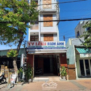 Bán Khách Sạn 2 Mặt Tiền, Trung Tâm Phan Thiết, 14 Phòng Kinh Doanh Tốt, Giá Chỉ 10,5 Tỷ
