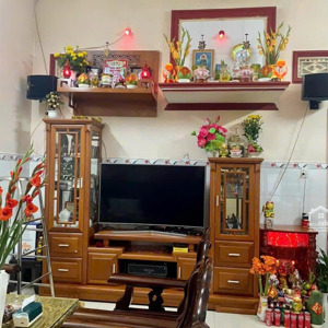 Bán Nhà Mặt Tiền Ngang 6,5m , Gần Siêu Thị Go , Phường đông Hoà Giáp Làng đại Học Thủ đức