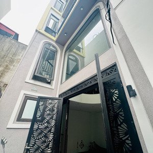 Cho Thuê Nhà Riêng 11,5 Tr/th, 42m2, 3pn, 3wc Tại Ngọc Trì, Thạch Bàn, Long Biên, Hà Nội