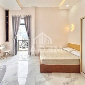 căn hộ có ban công siêu thoáng hỗ trợ nuôi pet, máy giặt riêng