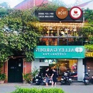 Cho Thuê Nhà Mặt Phố Tại Nguyễn Chí Thanh, Ba đình, Với Diện Tích: 300m2, Mặt Tiền 7,5m.
