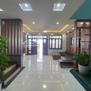 Nhà đẹp Giang Văn Minh Thiết Kế Sang Trọng, Cổ điển 70m2x5t Mt5m Full đh Oto Vào Nhà Ngõ Thông 24tr