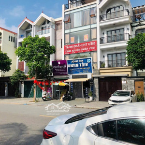 Chính Chủ Bán Nhà Lk Mặt Phố Bùi Thiện Ngộ Kđt Việt Hưng, Long Biên