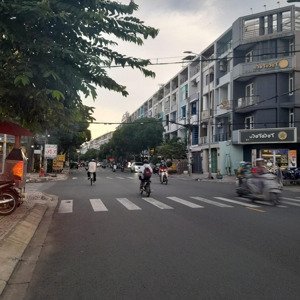 Xây 5 Tầng! đất Nền Mt Bình Phú 1 - đường Số 23, P. 11, Quận 6 (4x18m) Hướng Tây Chỉ 13.5 Tỷ