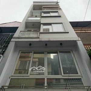 cho thuê nhà ngõ 193 trung kính, cầu giấy, dt: 70m2 x 4 tầng, giá: 26 triệu/tháng.