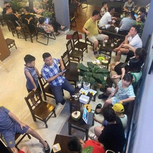 Cho Thuê Cửa Hàng 160m2 Tại Cốm Vòng - Cầu Giấy. Khu đông Văn Phòng Phù Hợp Kinh Doanh Nhà Hàng Bia