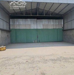 Cần Bán Xưởng Kinh Doanh 660m2 điện 3 Pha Xe Tải 24 Tấn Vào đến Kho