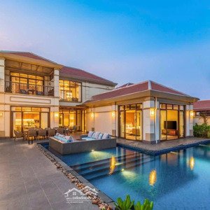 Biệt Thự Biển Sổ đỏ Lâu Dài Trung Tâm đà Nẵng, Tiêu Chuẩn 5 Sao