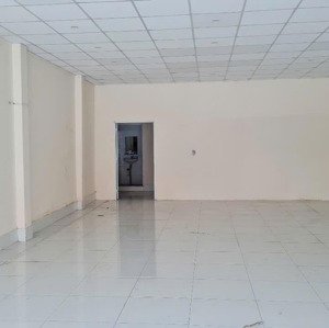 Cho Thuê Nhà Trệt Rộng Mặt Tiền đường Nguyễn Văn Linh - Hưng Lợi