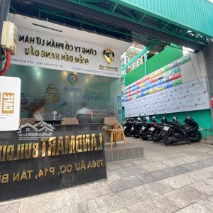 treo bảng tên đúng quy định, có phòng làm việc rõ ràng, xác minh được với thuế