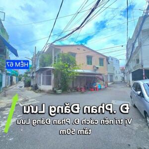 Nền thổ cư nằm kế siêu thị Vincom Hùng Vương