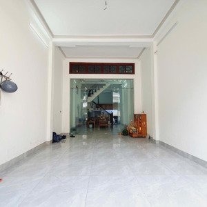 bán nhà 3 tầng ô tô ngủ trong nhà giá chỉ 4tỷ5