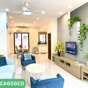 Lotus Full Nội Thất 5 Sao Sẵn Sổ Kinh Doanh Dòng Tiền 18tr/ Tháng View Bể Bơi
