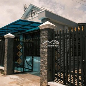 bán nhà cấp 4 siêu rộng rãi hẽm 17 lưu văn tế thuộc phường 4 , tp tân an _ diện tích : 11 x 18m2