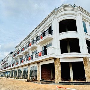 Bán Nhanh Nhà Phố đường Lớn, Giá Tốt Cho Người Thiện Chí