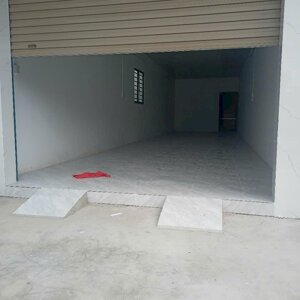 Nhà Mặt Tiền Hoàng Quốc Việt Vị Trí đẹp để Kinh Doanh